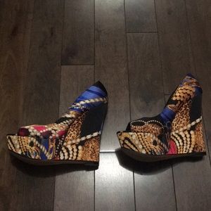 Aldo Shoes - Aldo wedge heels - size 8 Aldo Shoes - Aldo wedge heels - size 8